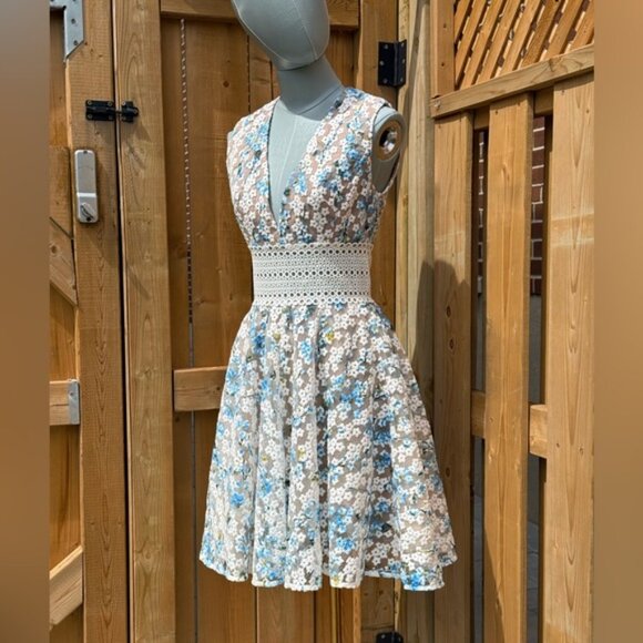 🆕 BRONX & BANCO 🧿 NWOT Amsonia Blue White Floral Embroidered Dress Sz AU8 US4 - Picture 4 of 15